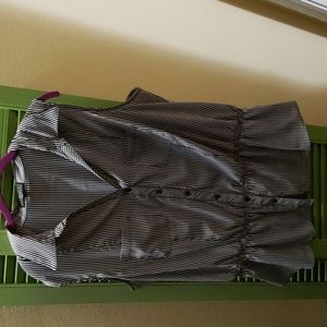 Top, white/navy striped, breast pockets, button down, sleeveless